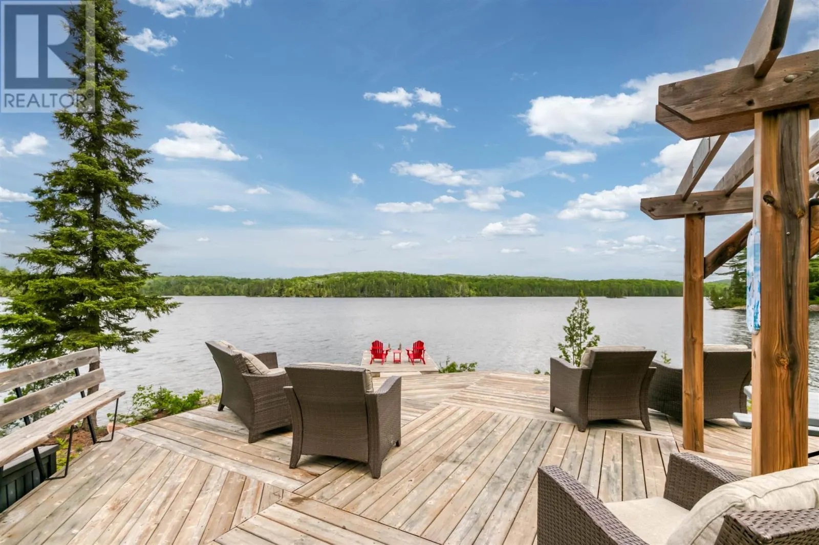 1480 Dunlop Shores RD