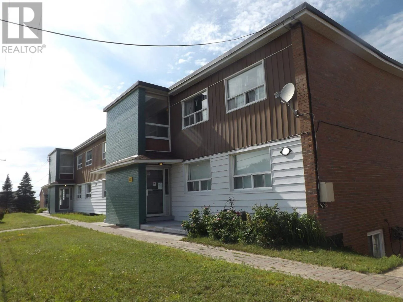 9-102 Hutchison AVE