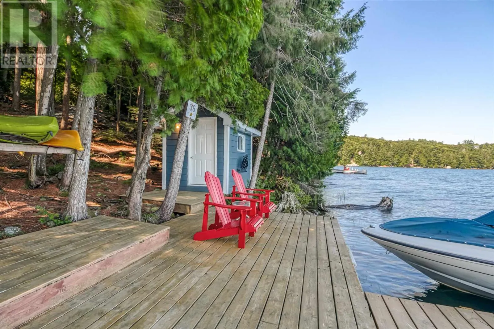 564 Dunlop Shores RD