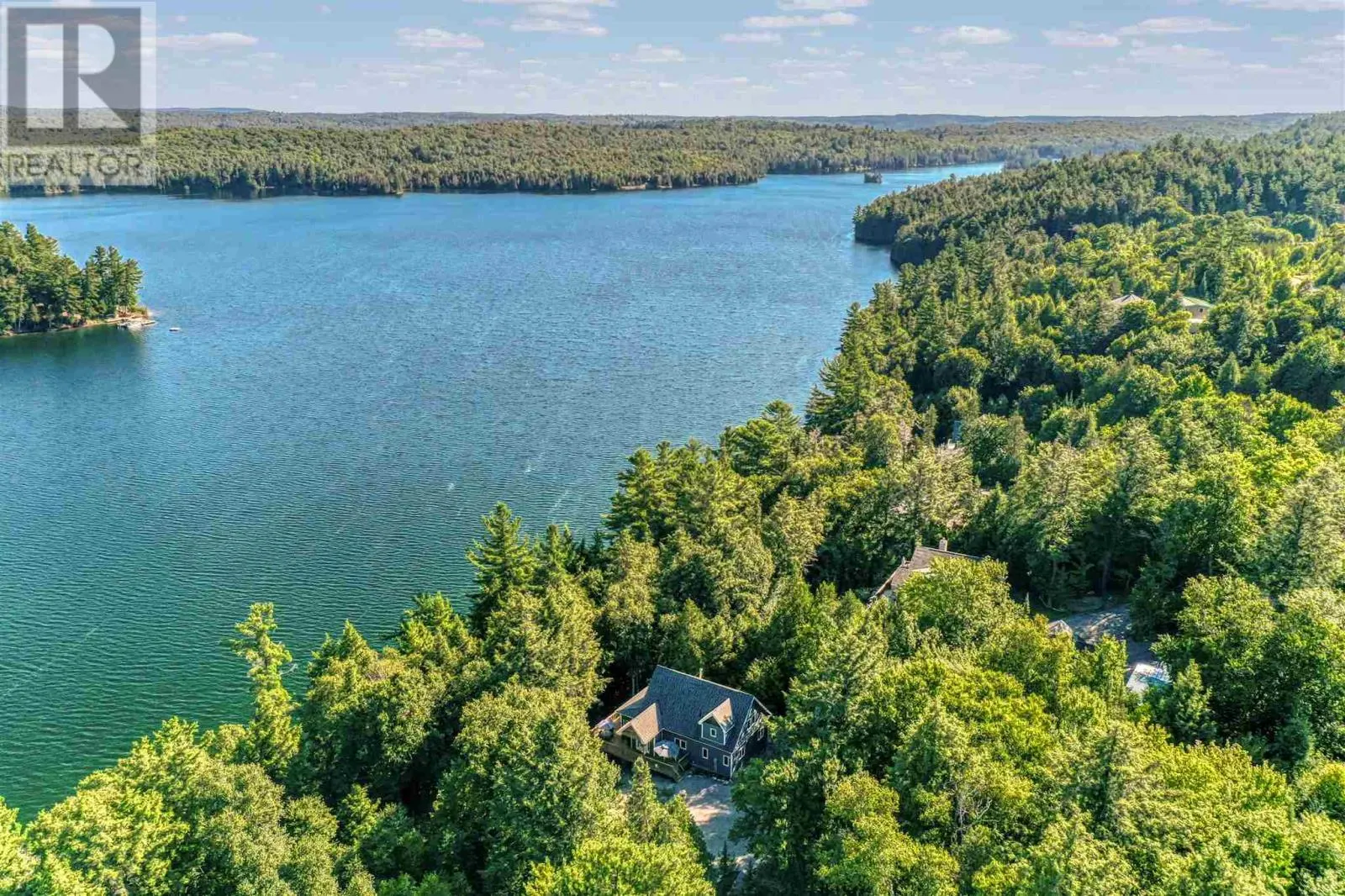 564 Dunlop Shores RD