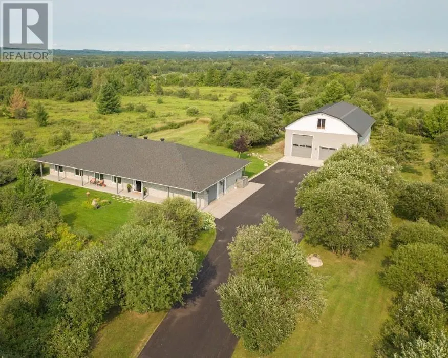 758 Leighs Bay RD