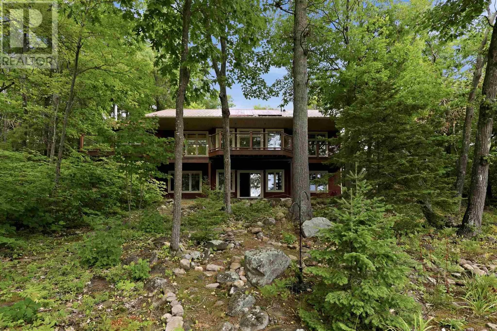 687 Finns Bay RD