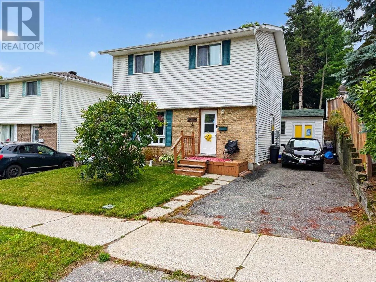 3 Stewart CRES