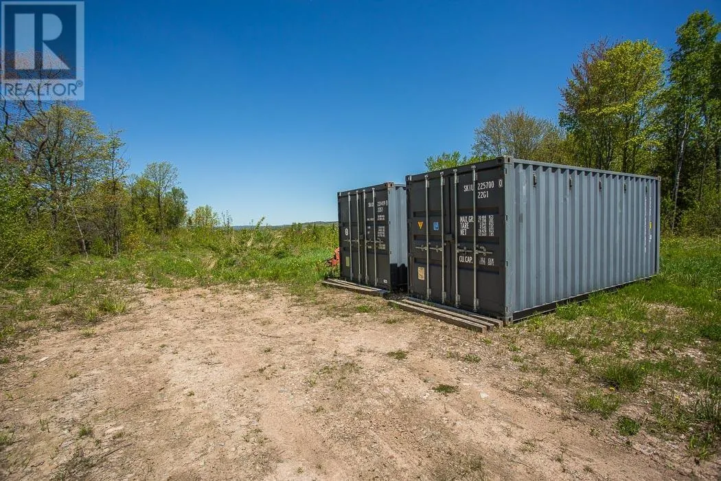 76 Calabogie RD|Laird Township
