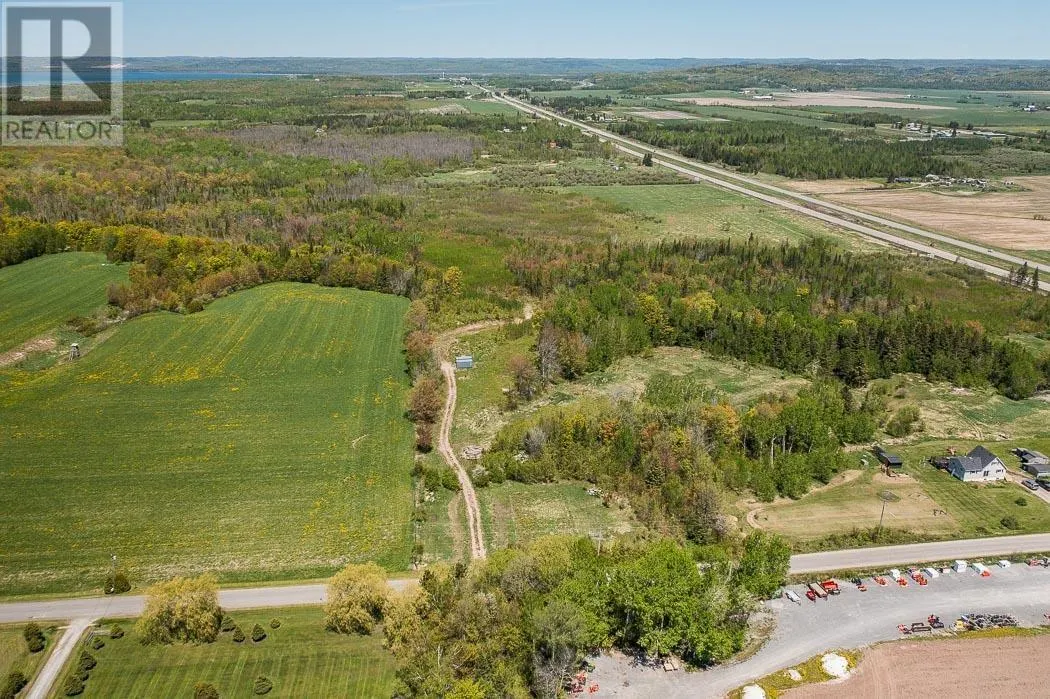 76 Calabogie RD|Laird Township