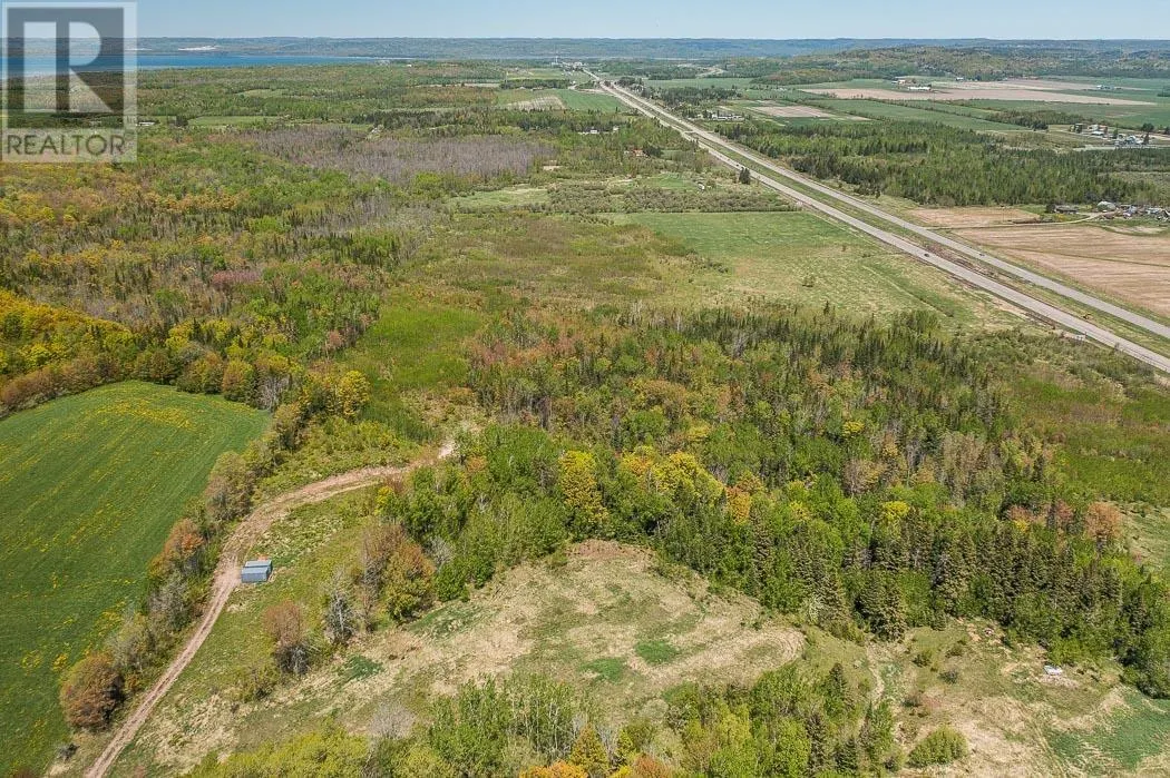 76 Calabogie RD|Laird Township