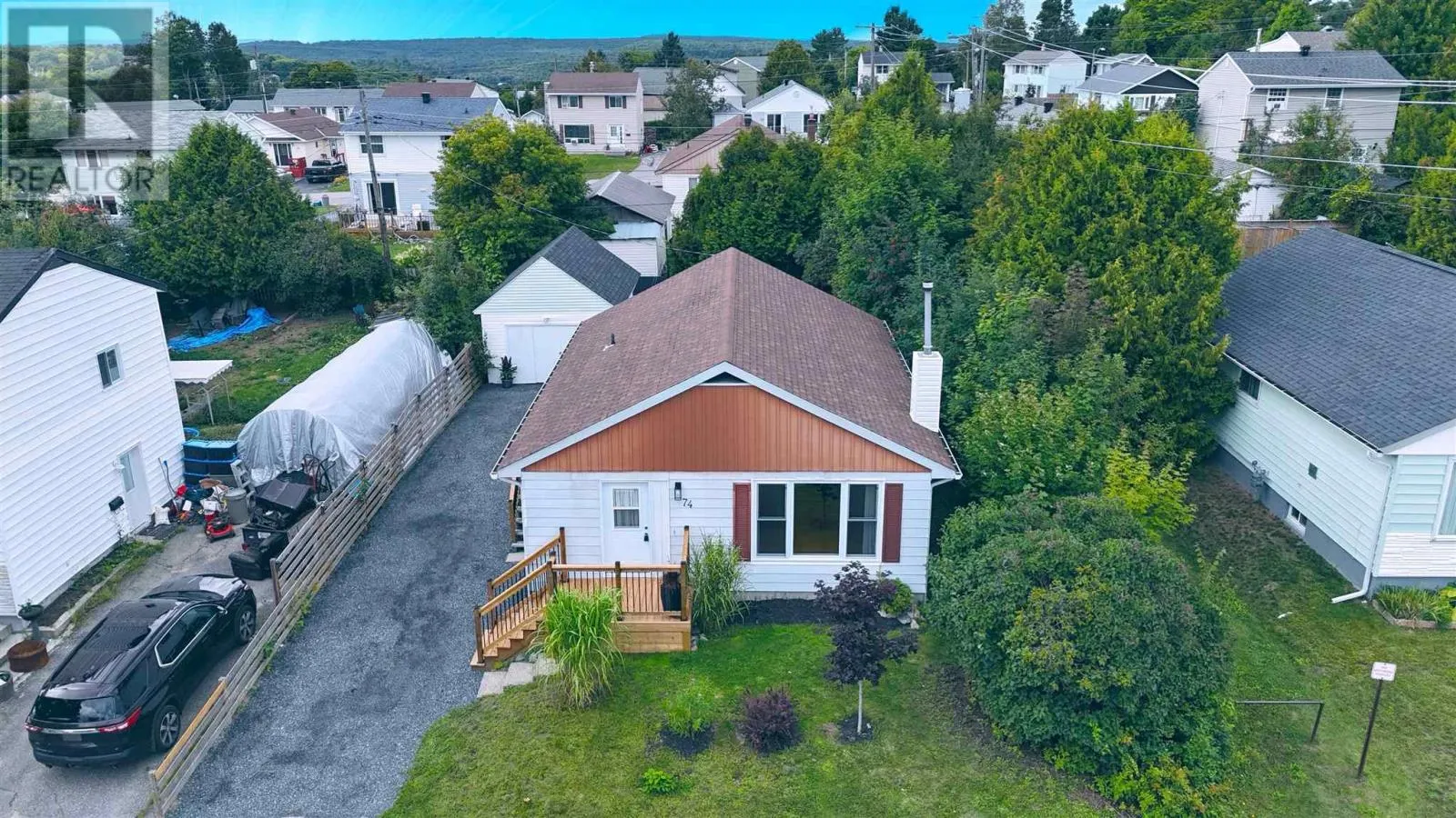 74 Roman AVE