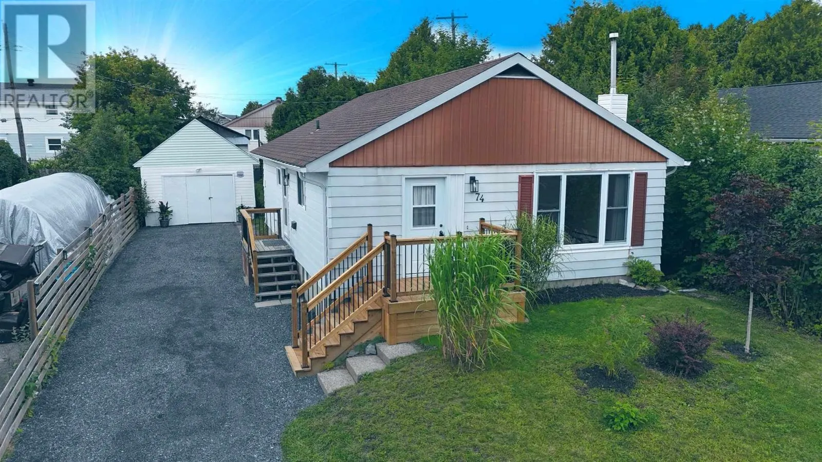 74 Roman AVE