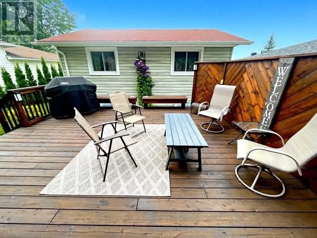 58 Stewart CRES