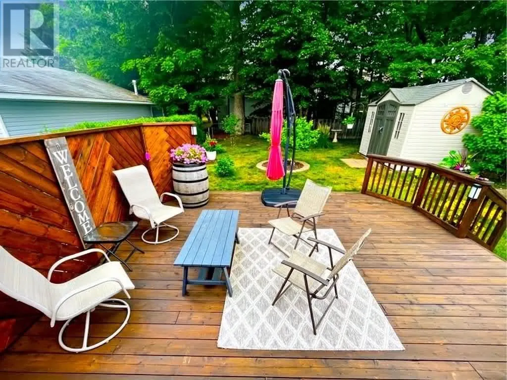 58 Stewart CRES