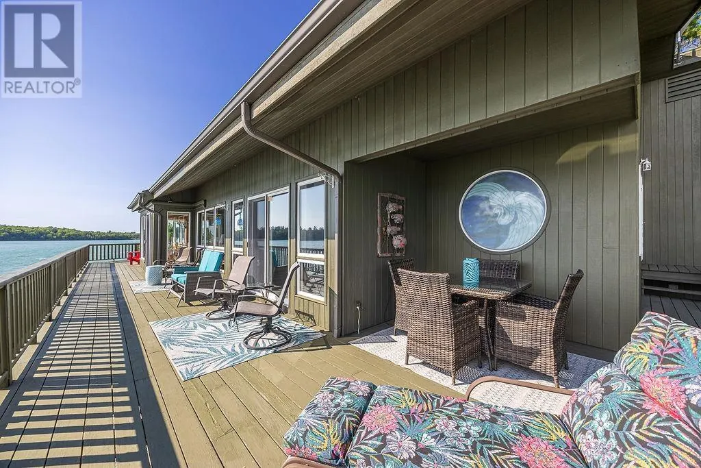 625 FINNS BAY RD