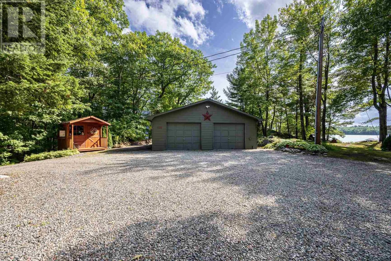 625 FINNS BAY RD