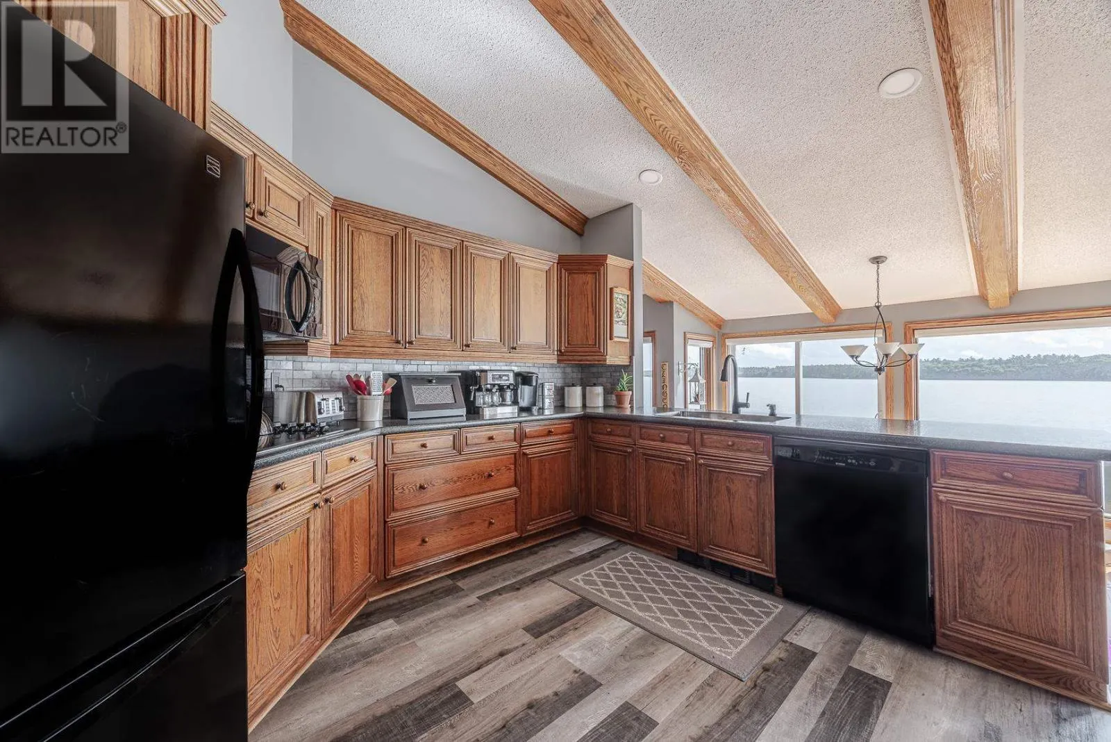 625 FINNS BAY RD