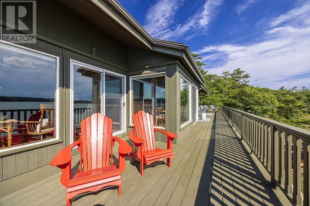 625 FINNS BAY RD