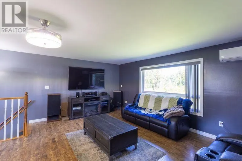 44 Pineshores RD