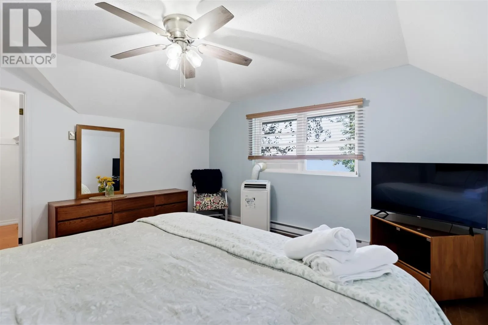333 Sunnyside Beach RD
