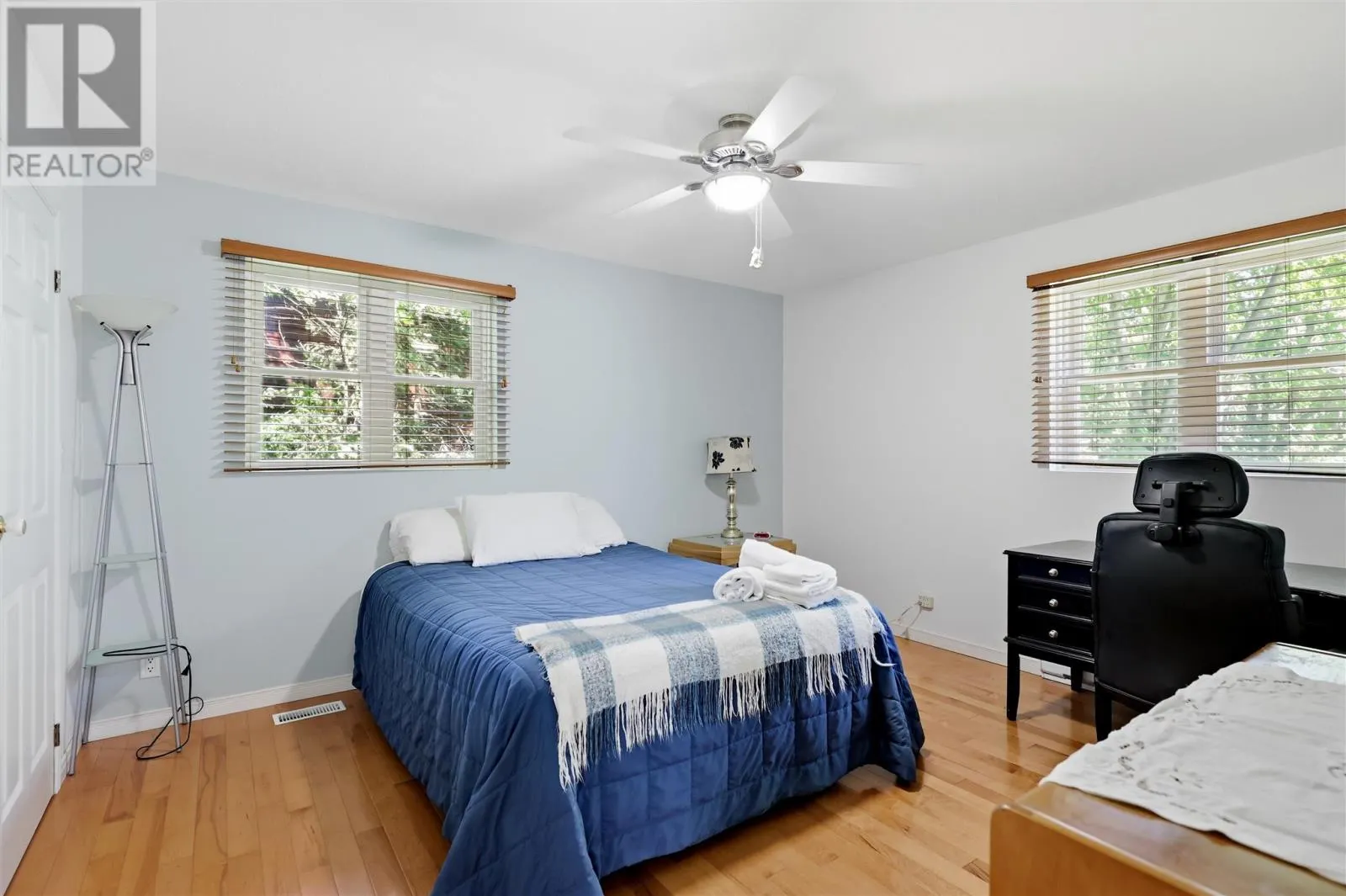 333 Sunnyside Beach RD