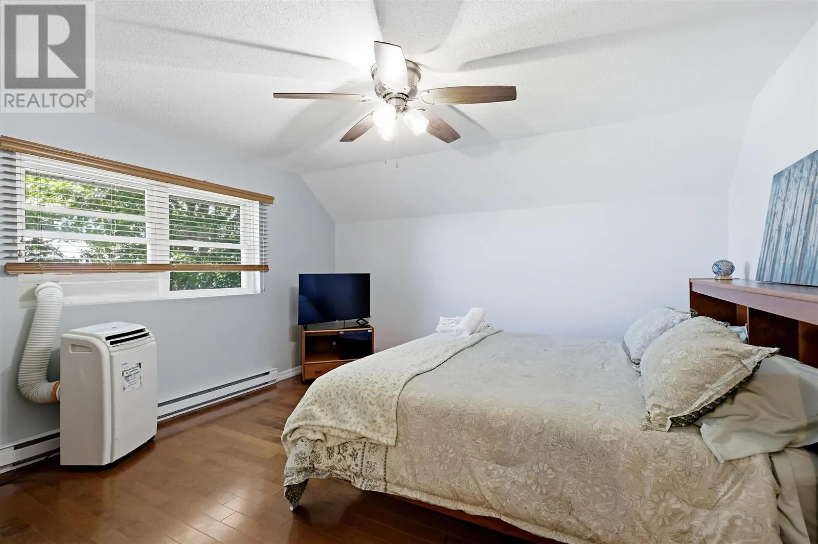 333 Sunnyside Beach RD