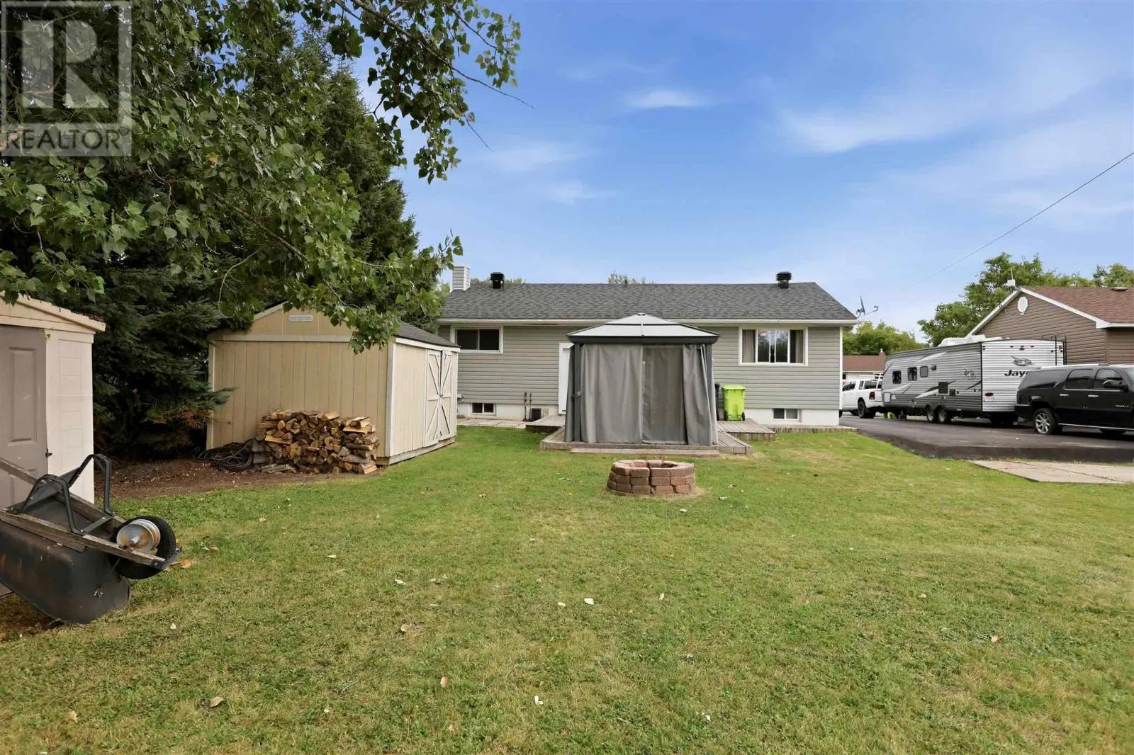 75 Indiana DR