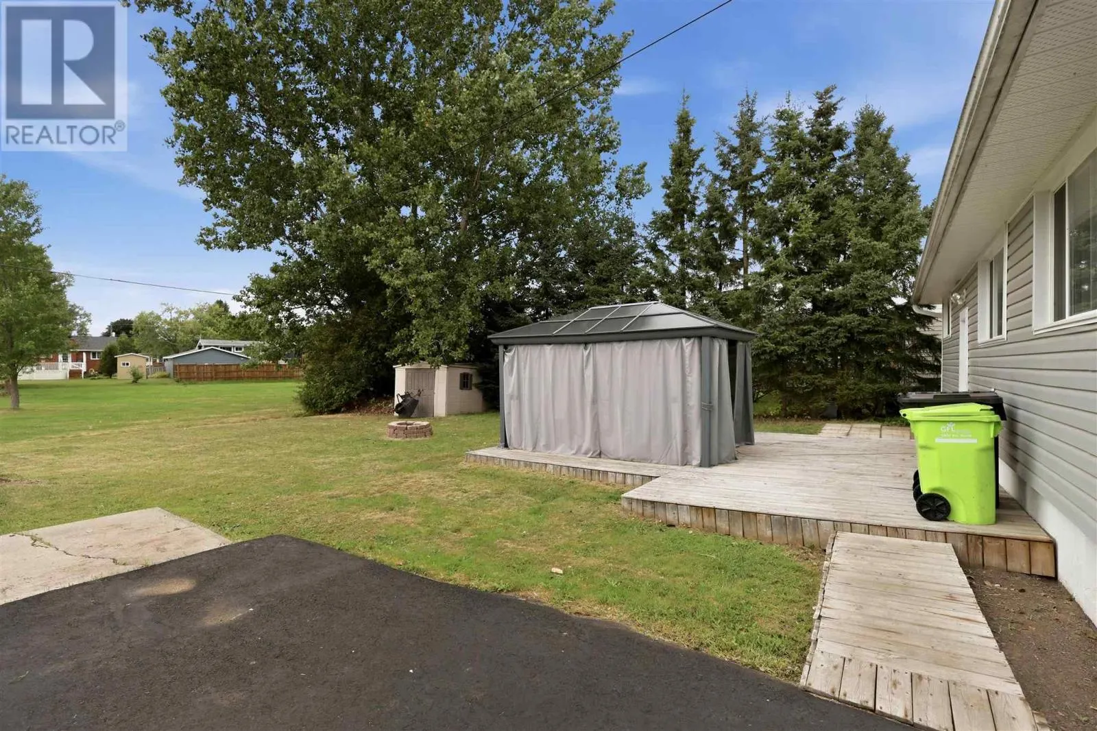 75 Indiana DR