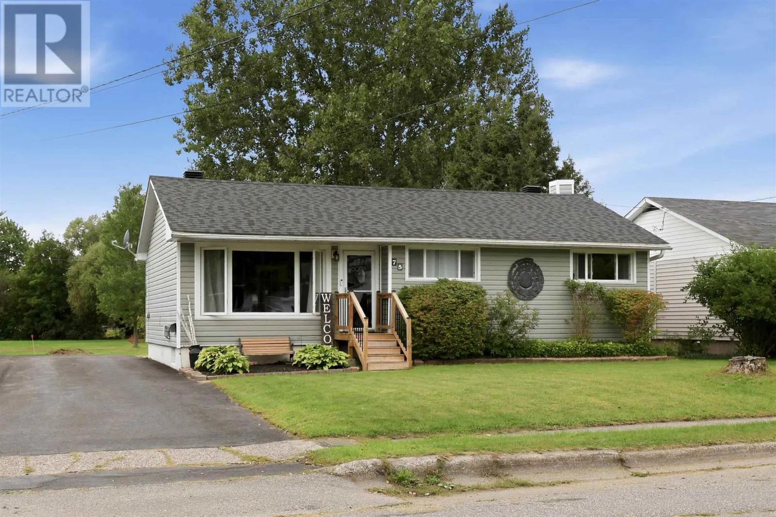 75 Indiana DR