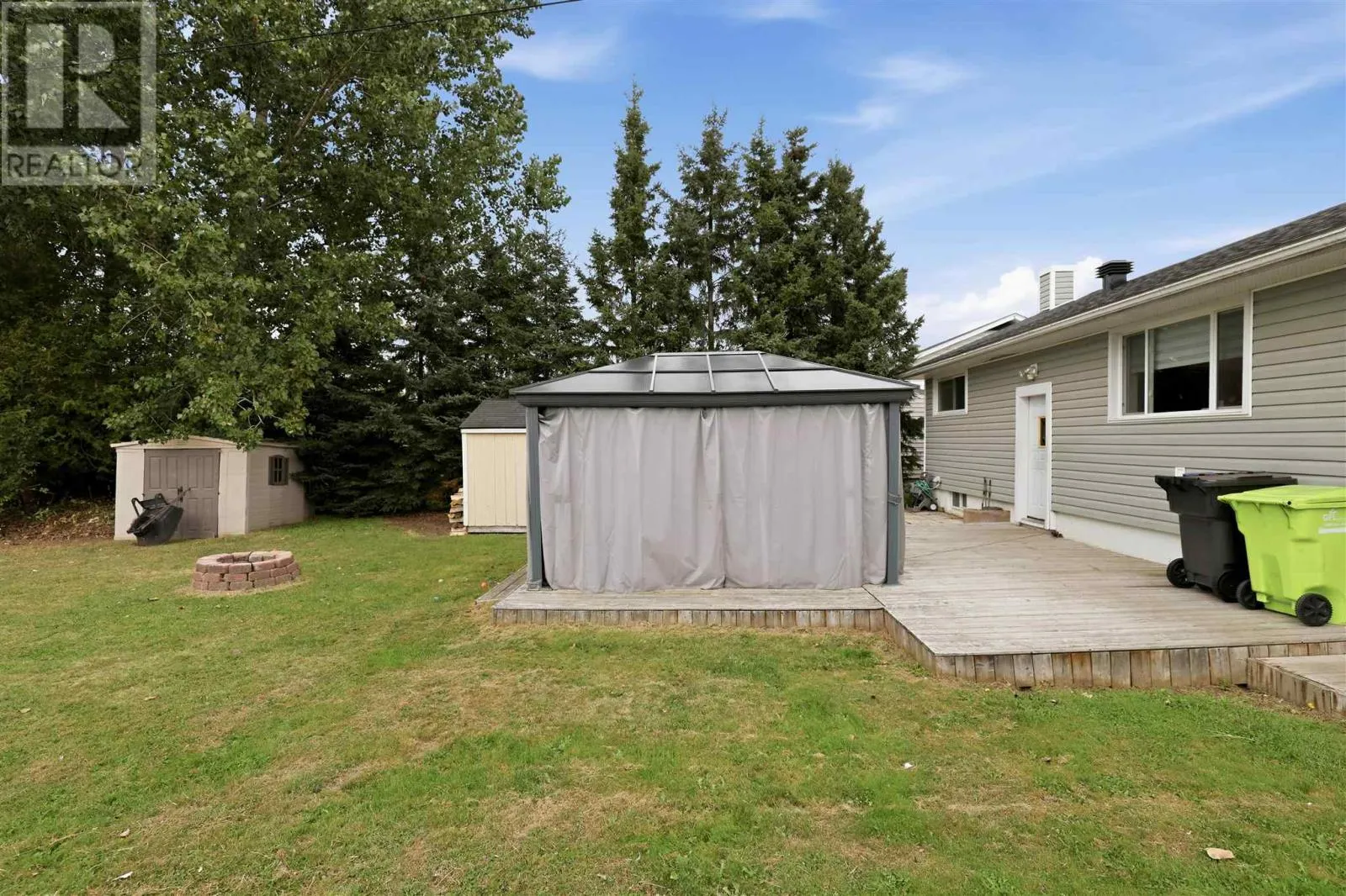 75 Indiana DR