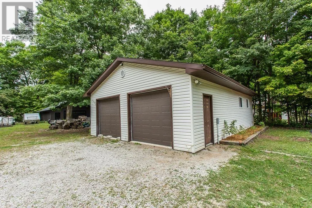 108 McQueen RD