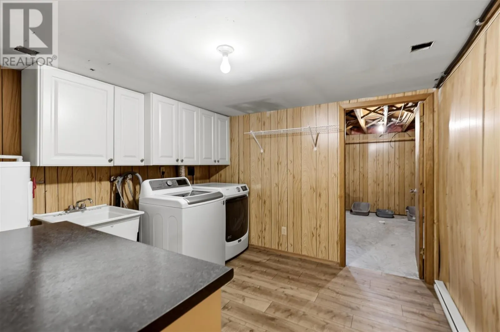 42 Caddy AVE