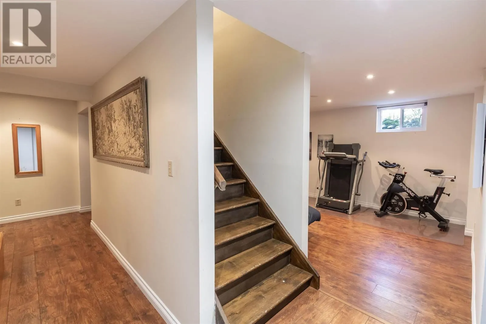 99 Westridge RD