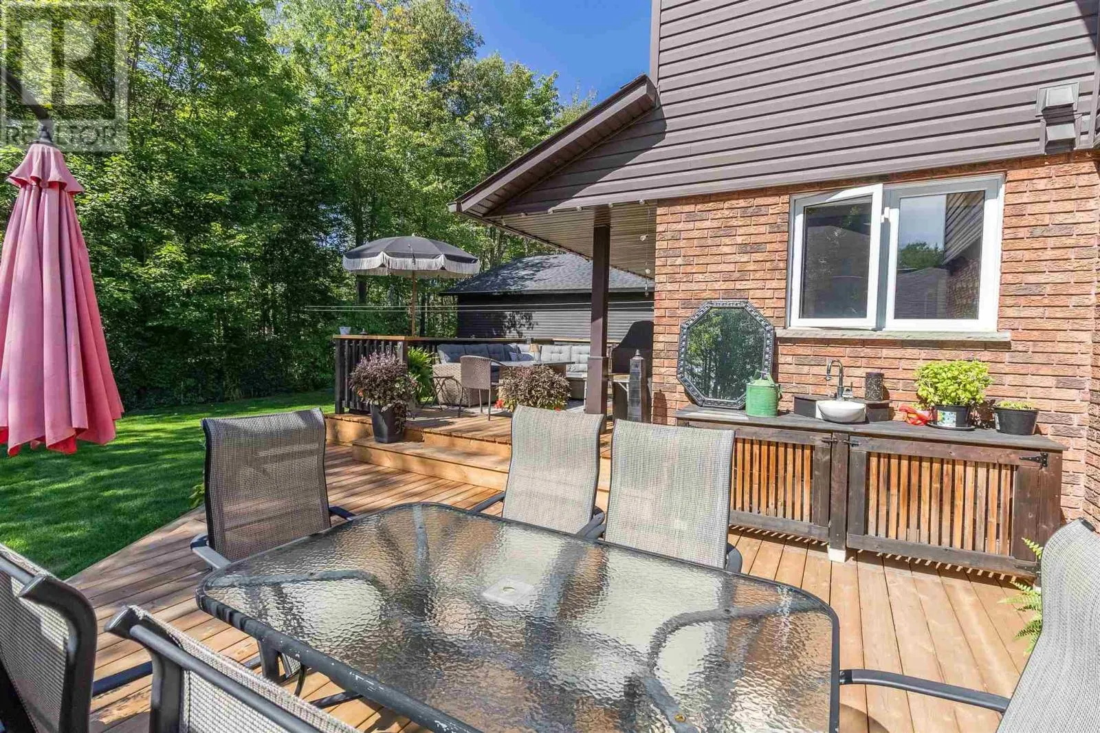 99 Westridge RD