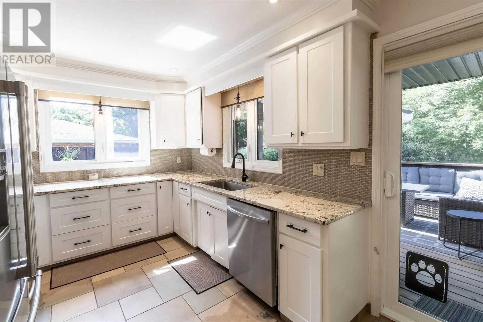 99 Westridge RD