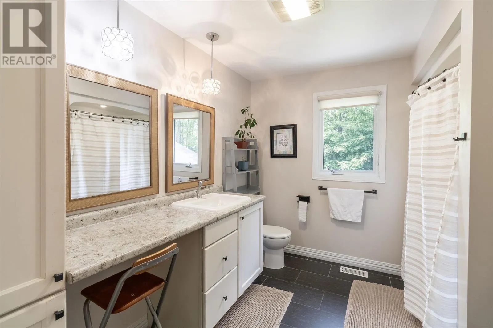 99 Westridge RD