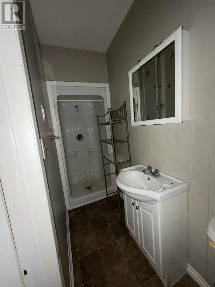 246 St James ST