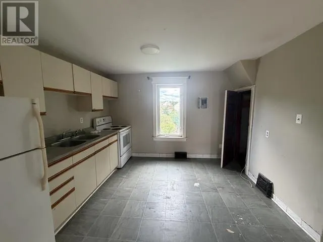 246 St James ST
