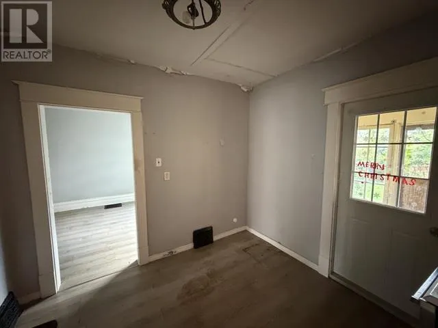 246 St James ST