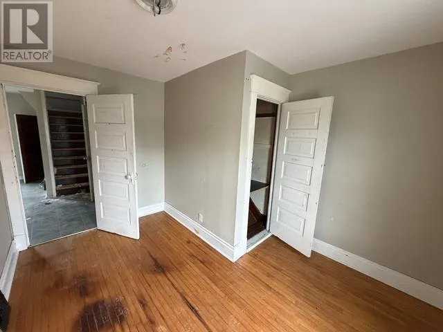 246 St James ST
