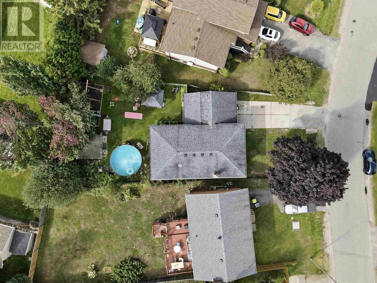 15 Sutton PL
