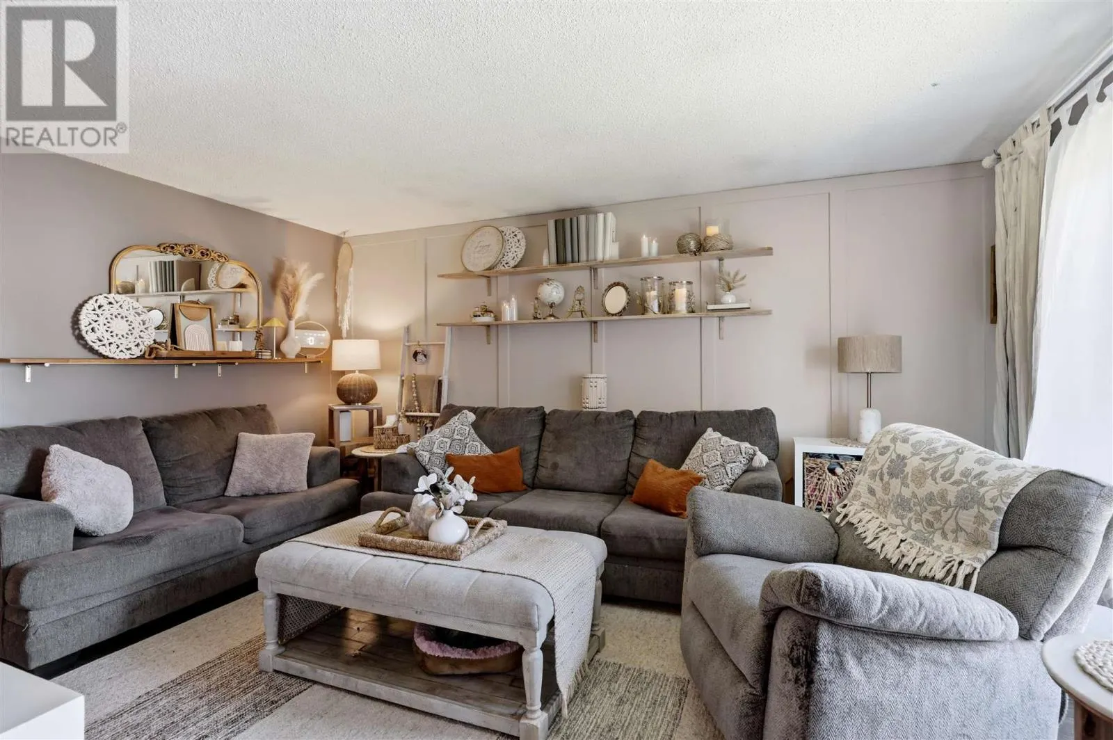 15 Sutton PL