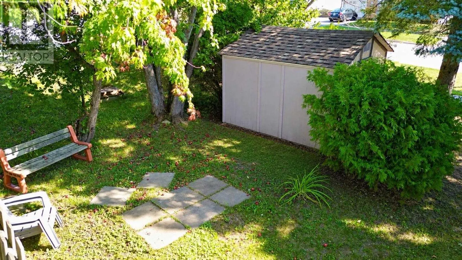 2 FARRELL CRES