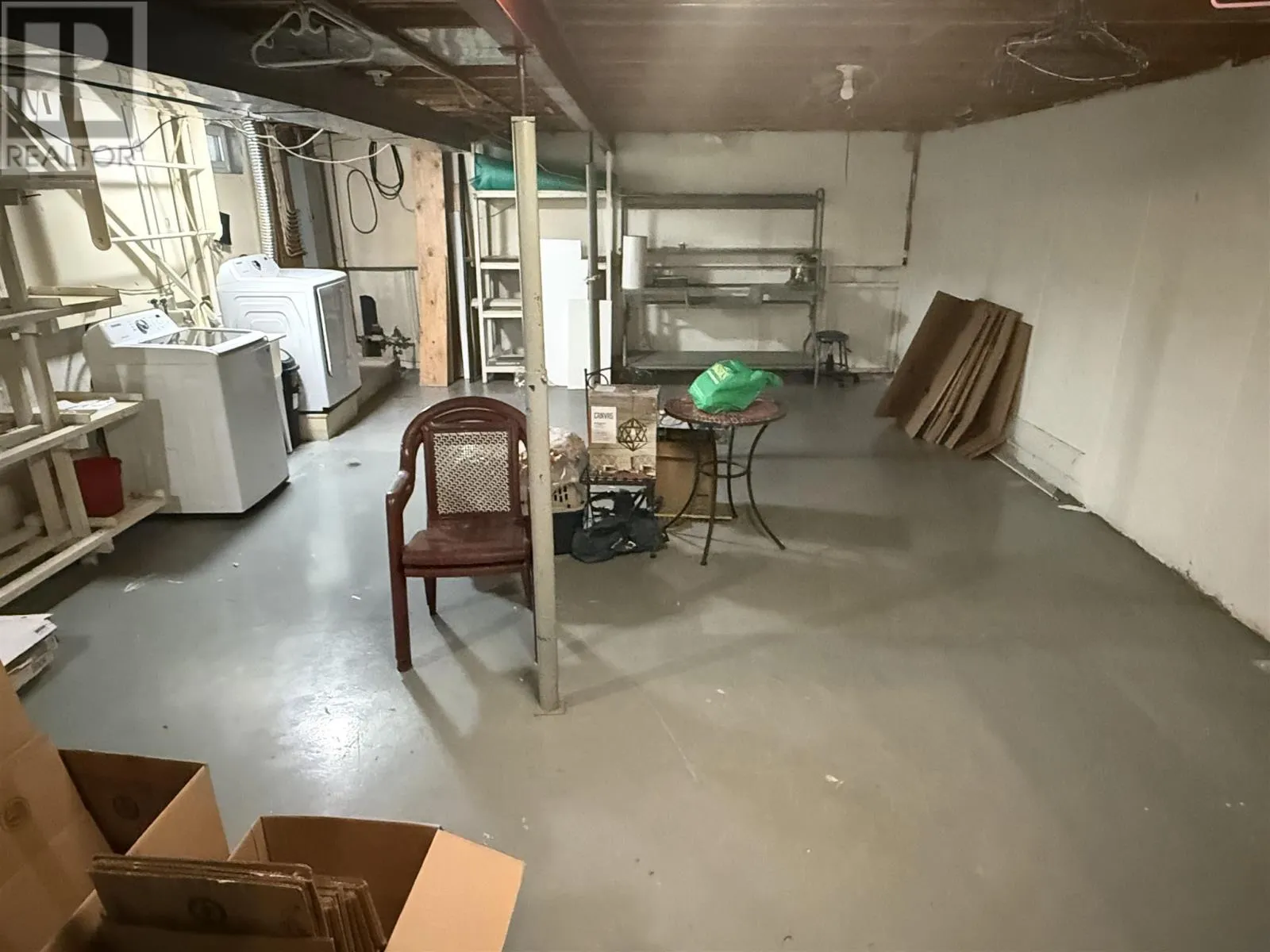 2 FARRELL CRES