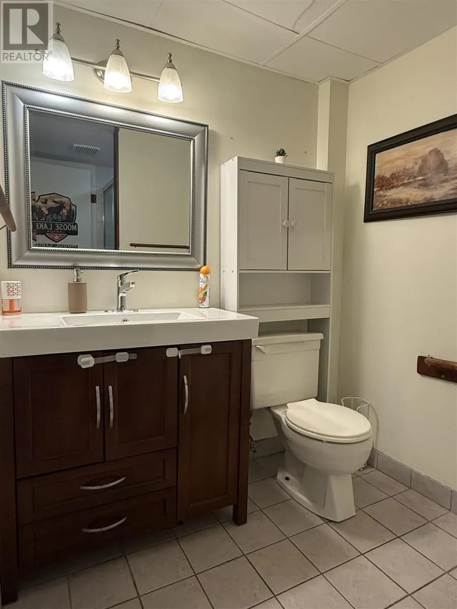 2 FARRELL CRES