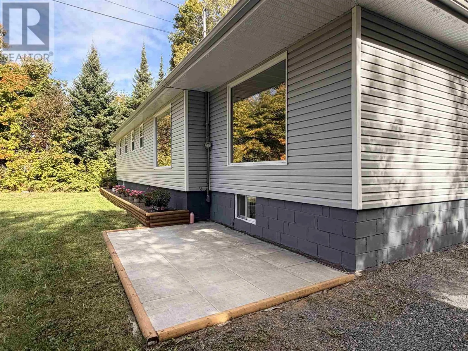 144 Landslide RD