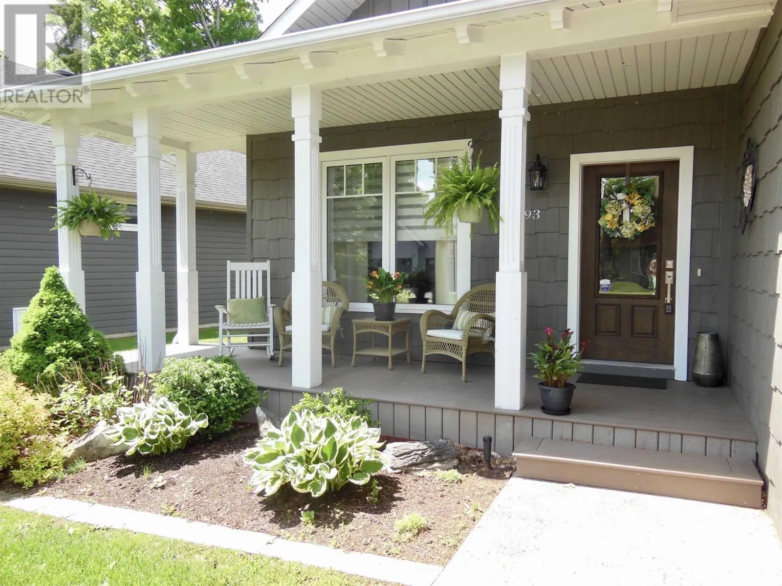 93 Crimson Ridge DR