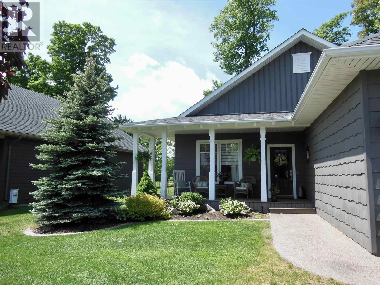 93 Crimson Ridge DR