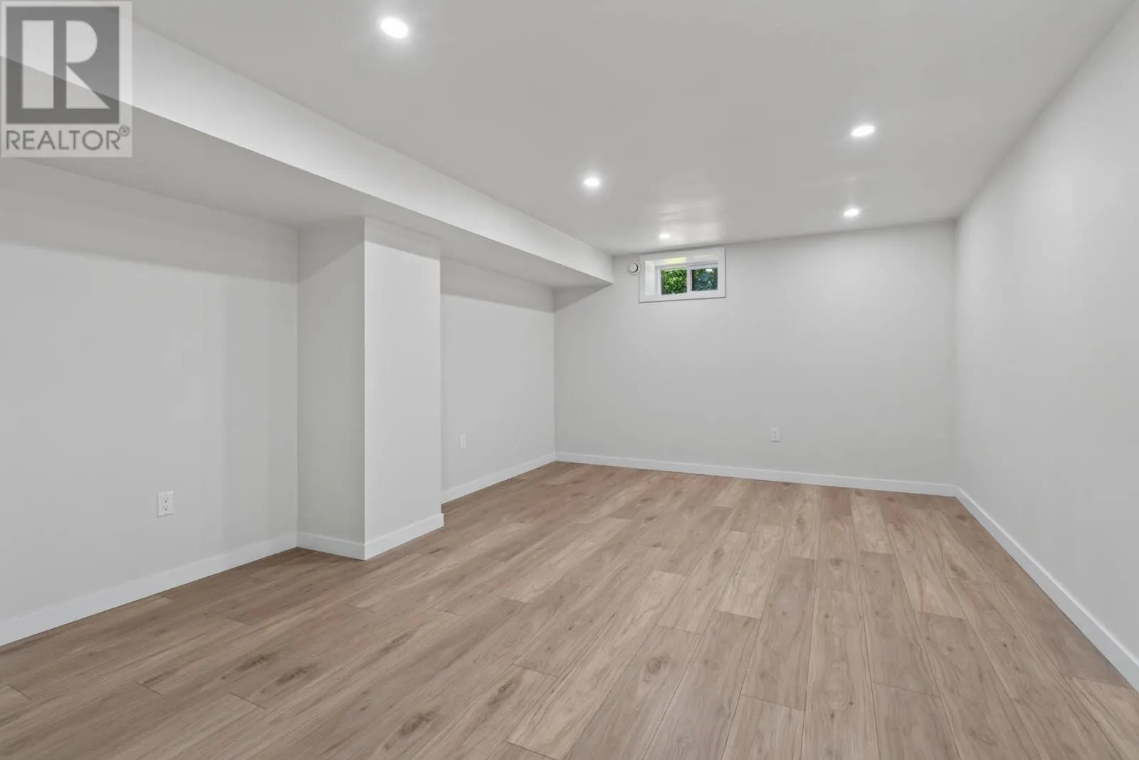262 Kingsford RD