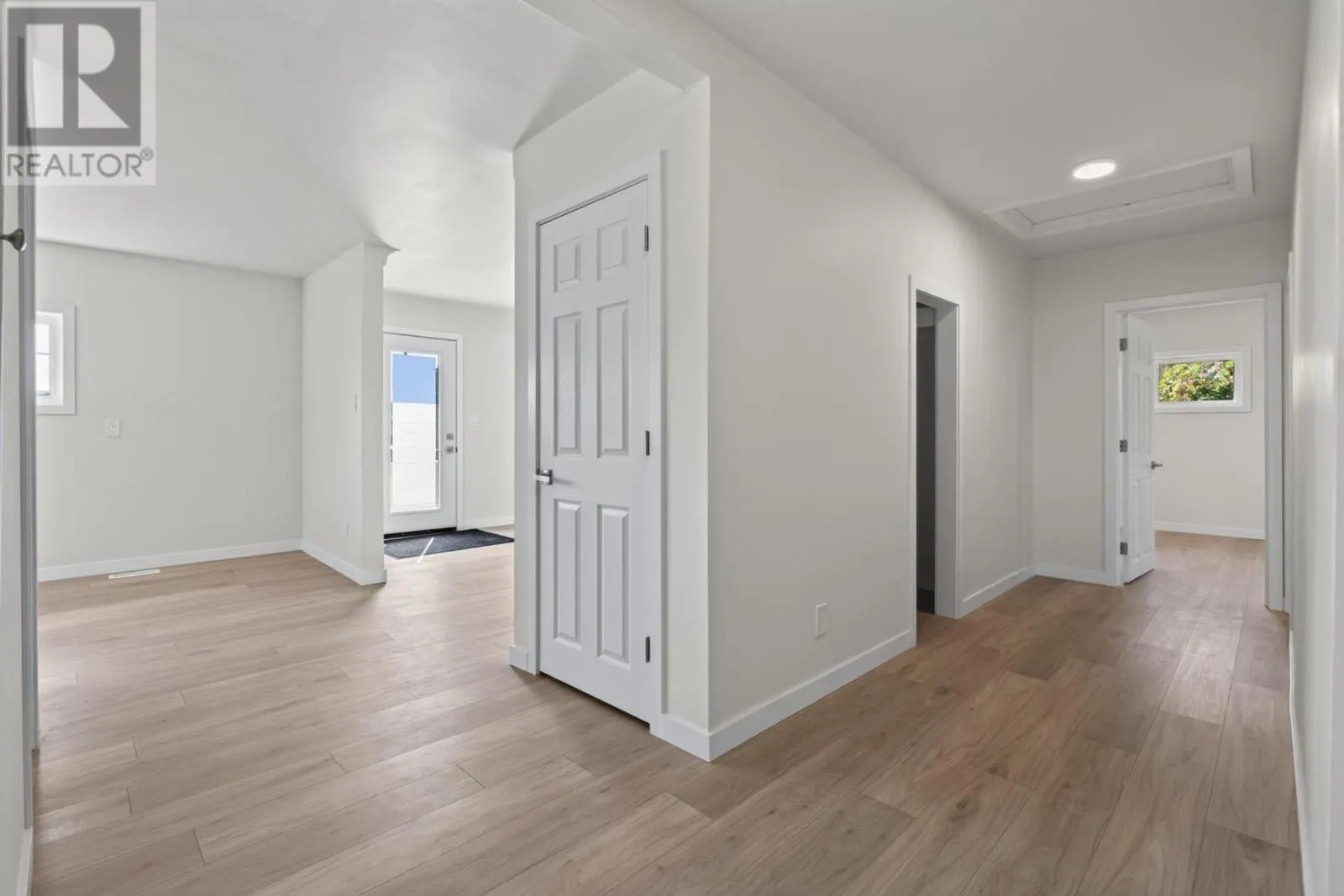 262 Kingsford RD
