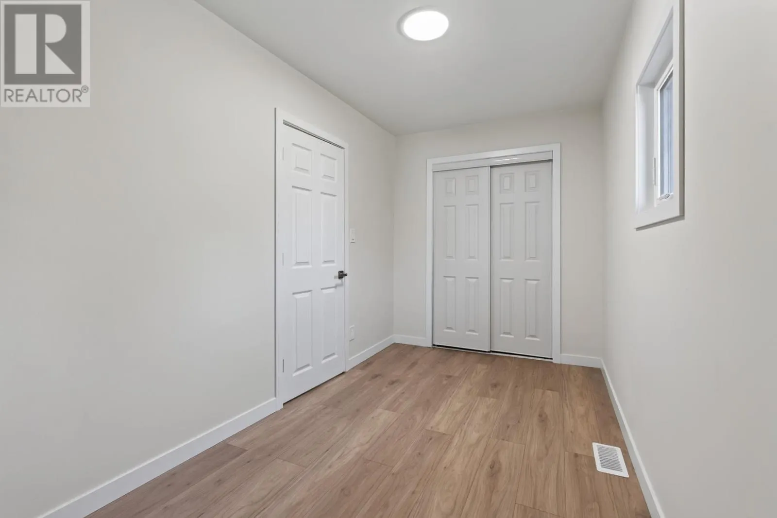 262 Kingsford RD