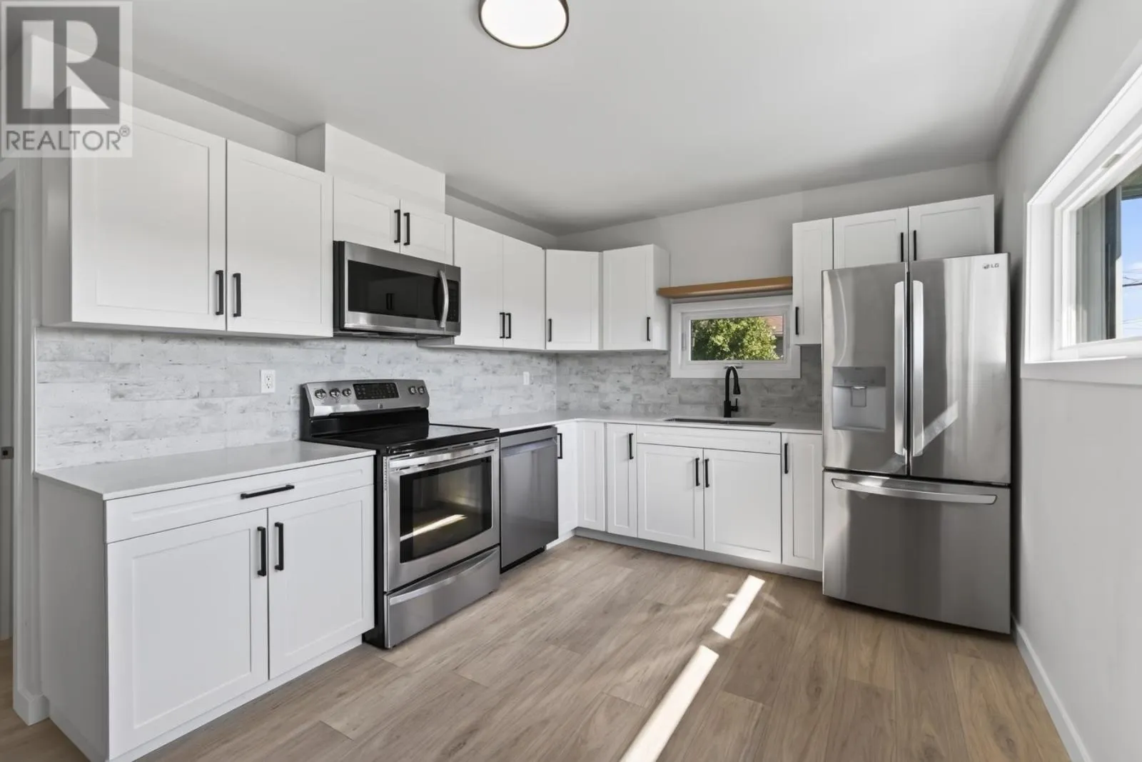 262 Kingsford RD