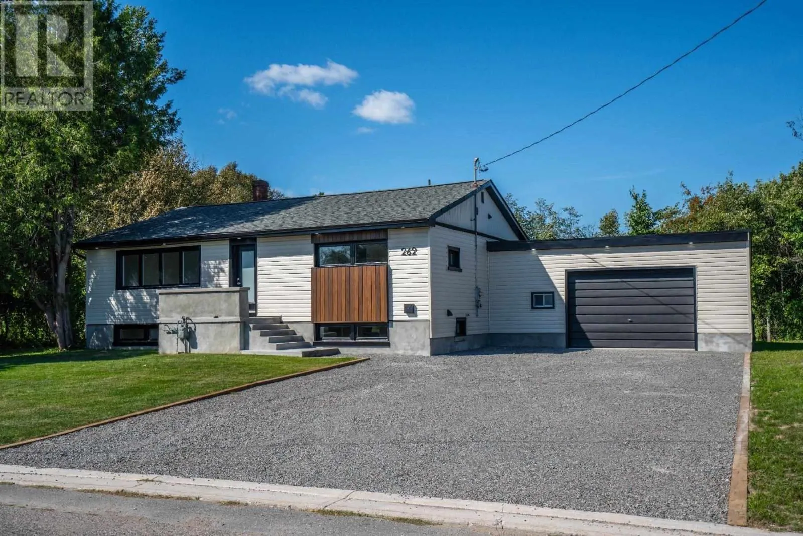 262 Kingsford RD