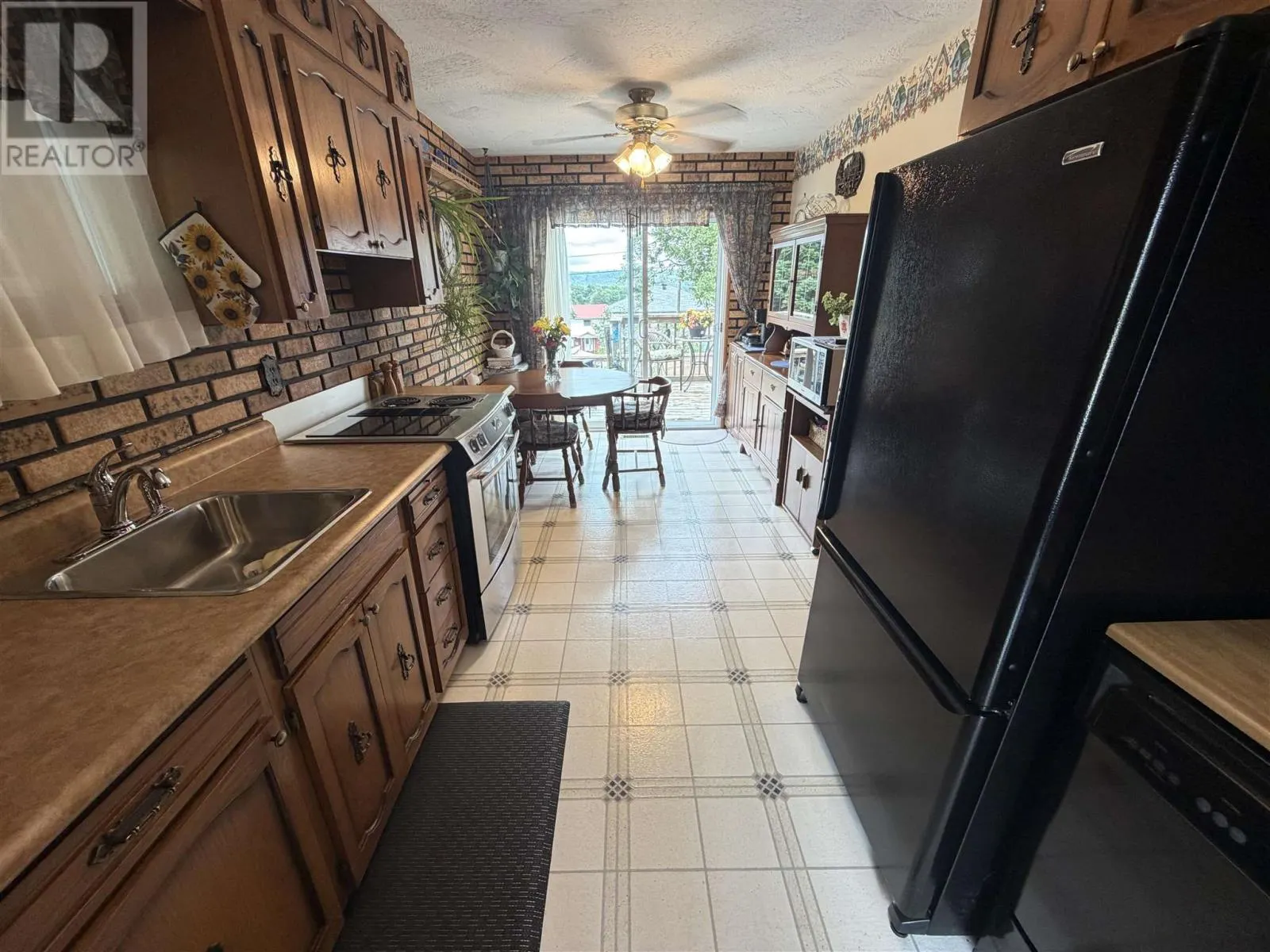 22 Birch RD